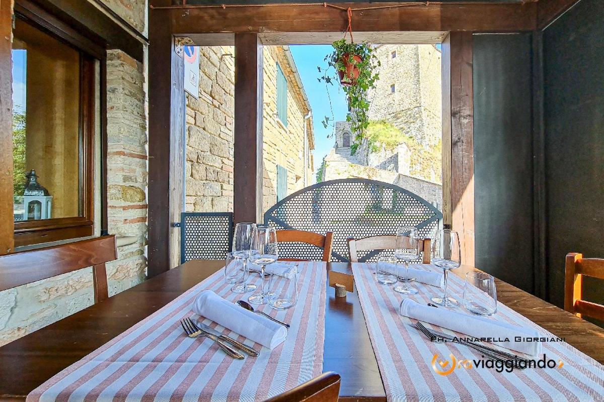 Locanda Del Castello Frontone Zewnętrze zdjęcie