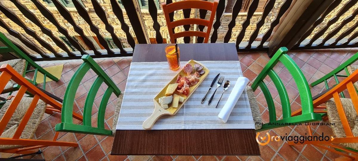 Locanda Del Castello Frontone Zewnętrze zdjęcie